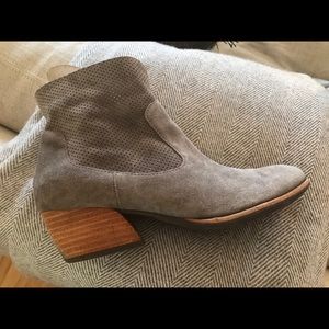Kork-Ease Suede Chandra Boots